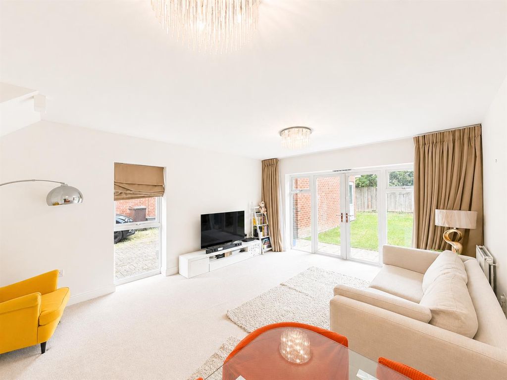 Property photo 2 of 14 Reception Room