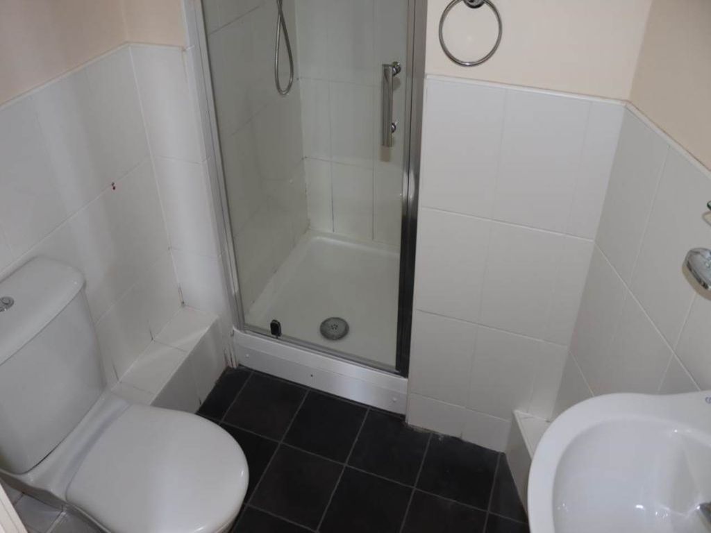 Property photo 3 of 9 3Fb7Fa52-E8F8-429F-92B7-7d86Da8Fa855