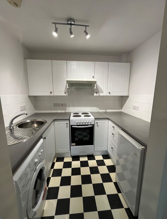 Property photo 3 of 5 1