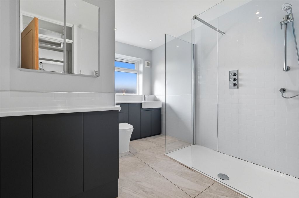 Property photo 3 of 25 Picture No. 16