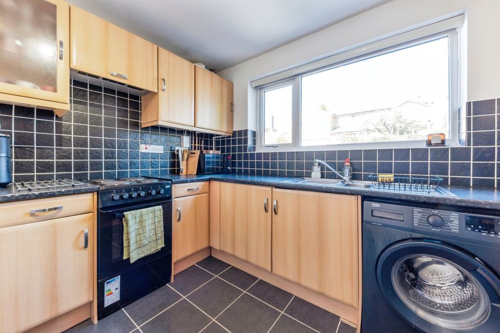 Property photo 2 of 18