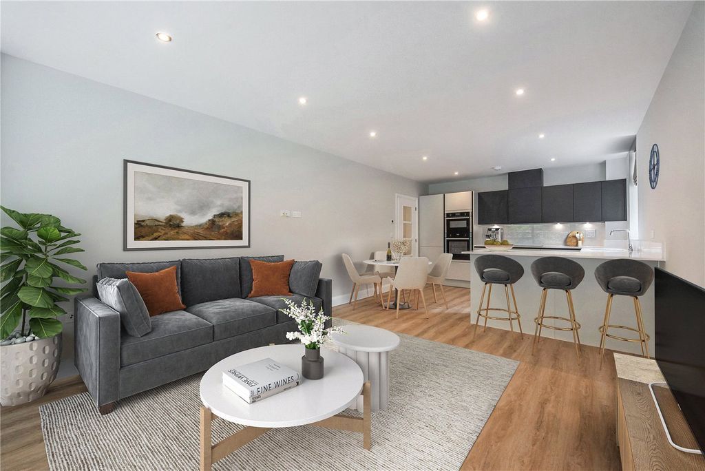Property photo 2 of 12 Open Plan Living