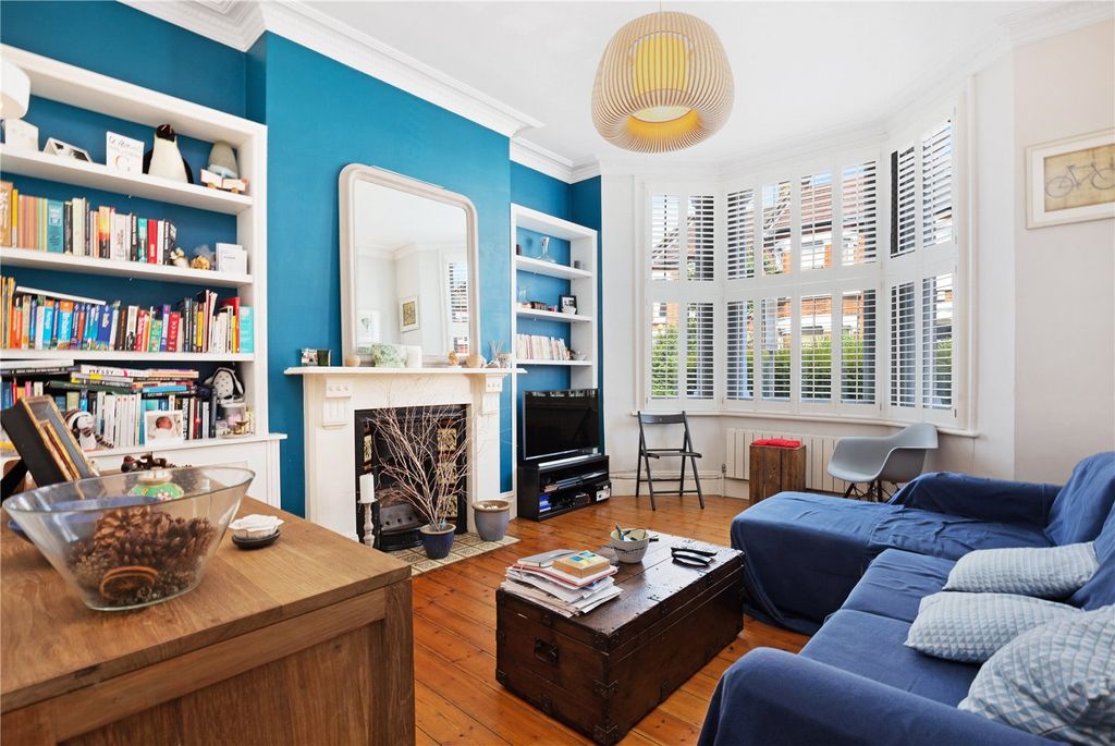 Property photo 1 of 6