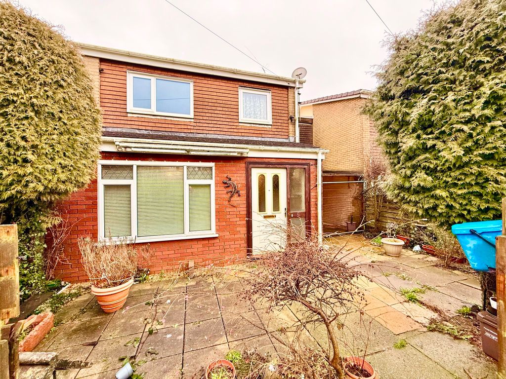 Property photo 1 of 28