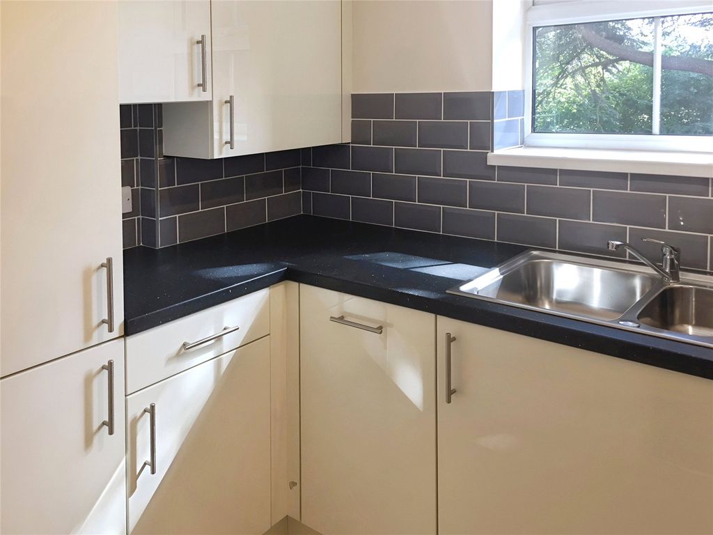 Property photo 3 of 12 Picture No. 31