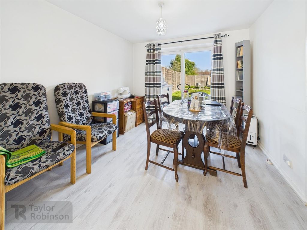 Property photo 3 of 13 Cam02600G0-Pr0436-Still012.Jpg