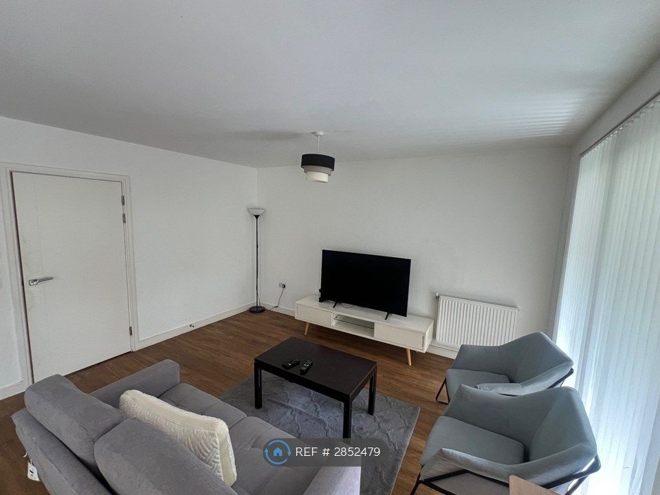 Property photo 2 of 23