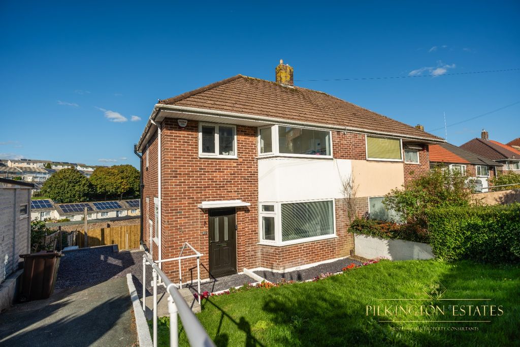 Property photo 1 of 14 4528440