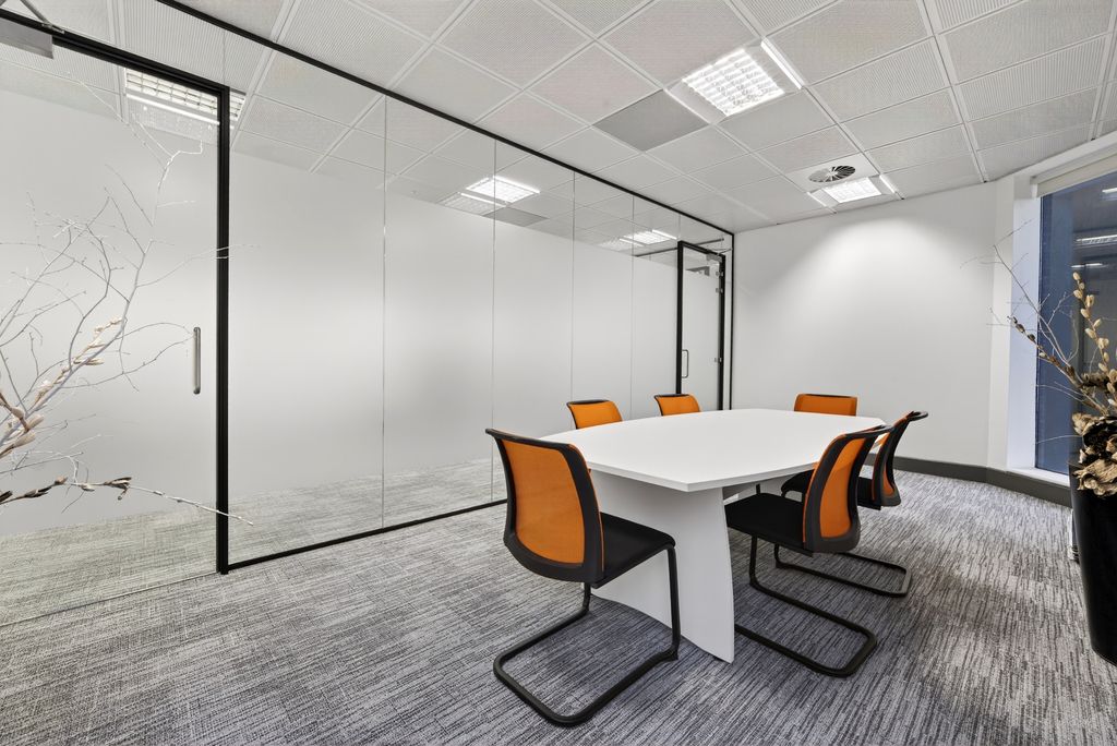 Property photo 3 of 28