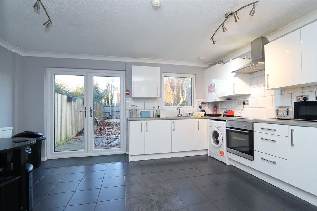 Property photo 2 of 16 Picture No. 03