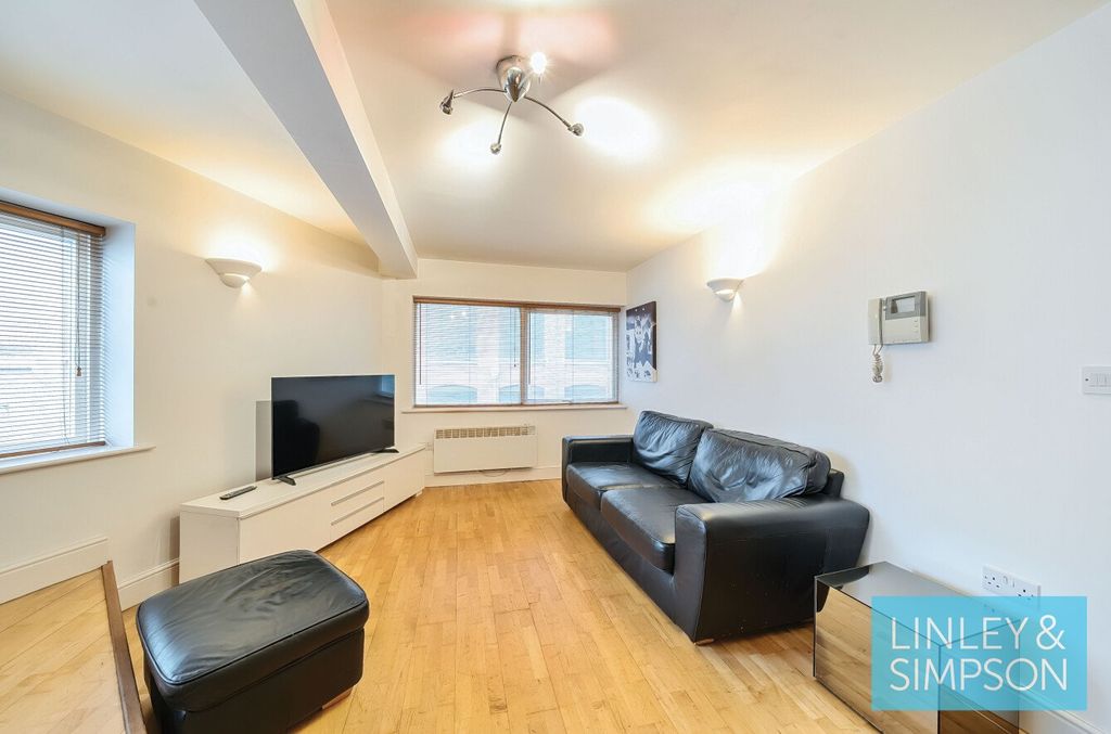 Property photo 2 of 10 Picture No. 04