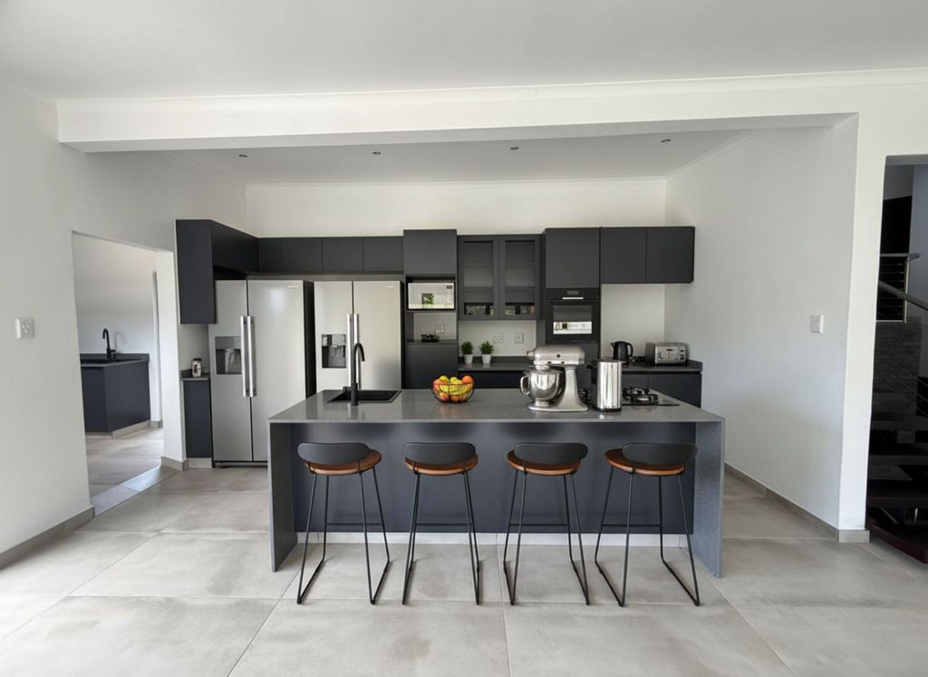 Property photo 2 of 53 1Pm1719626