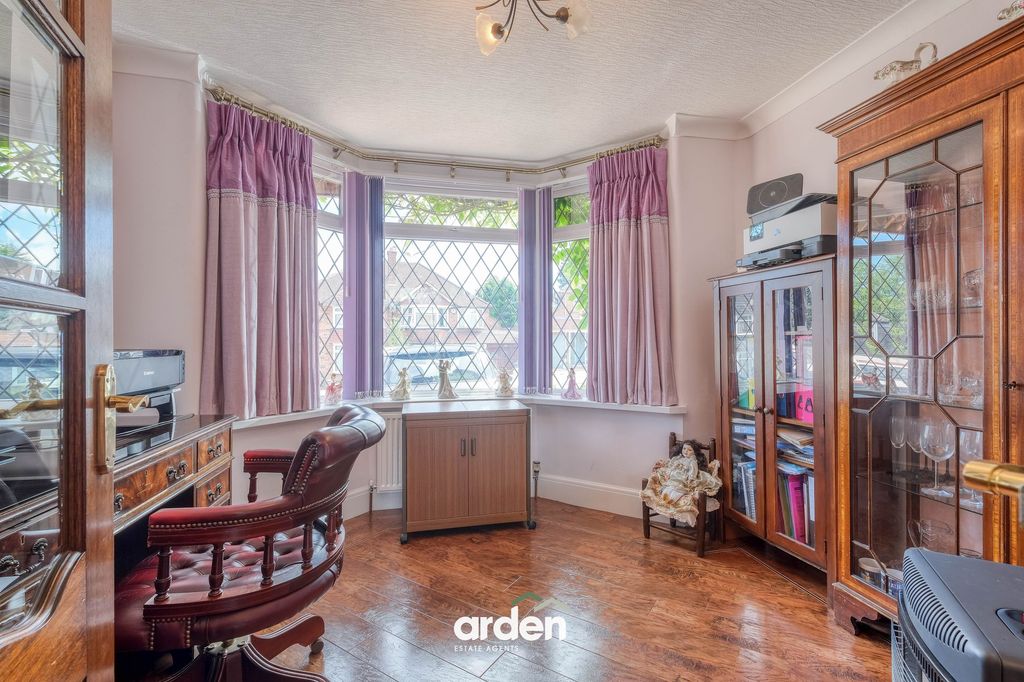 Property photo 3 of 18