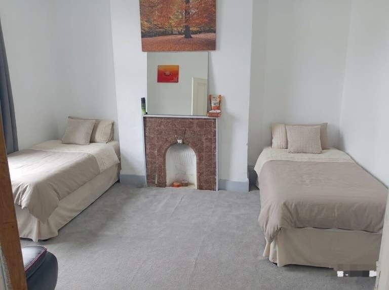 Property photo 1 of 3