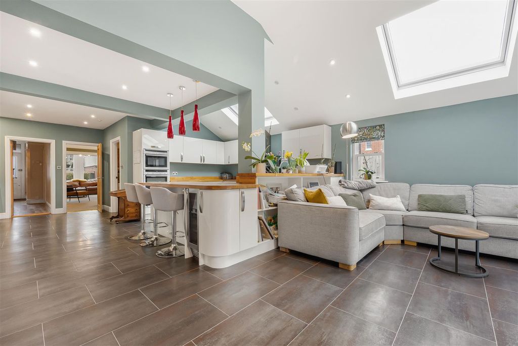 Property photo 2 of 22 43_70667.Jpg