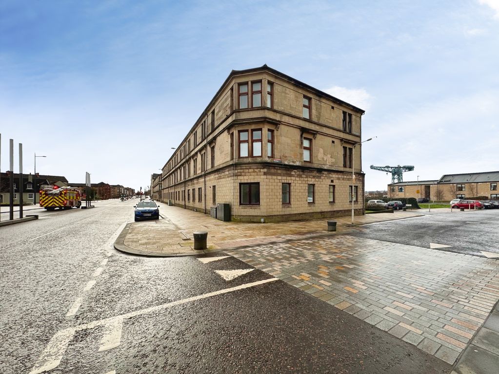 Property photo 1 of 8 Bruce Street, Clydebank, G81