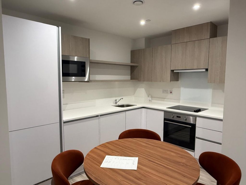 Property photo 3 of 13