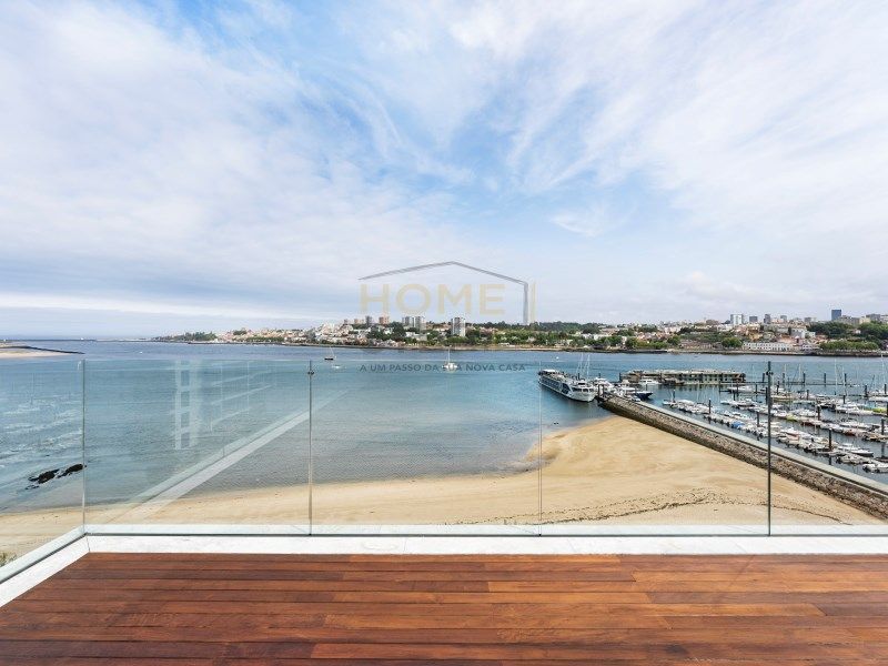 Property photo 3 of 53