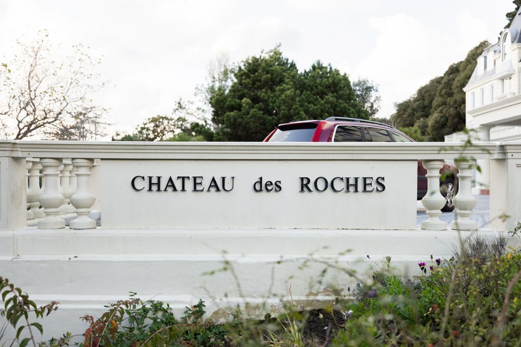 Property photo 2 of 20