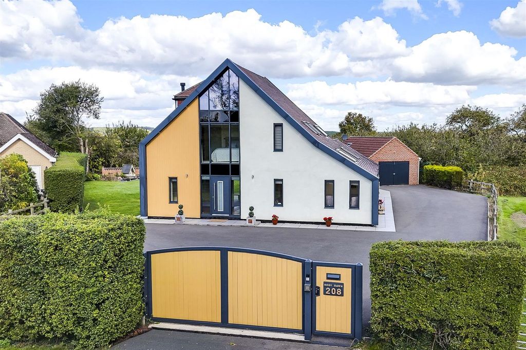 Property photo 1 of 34