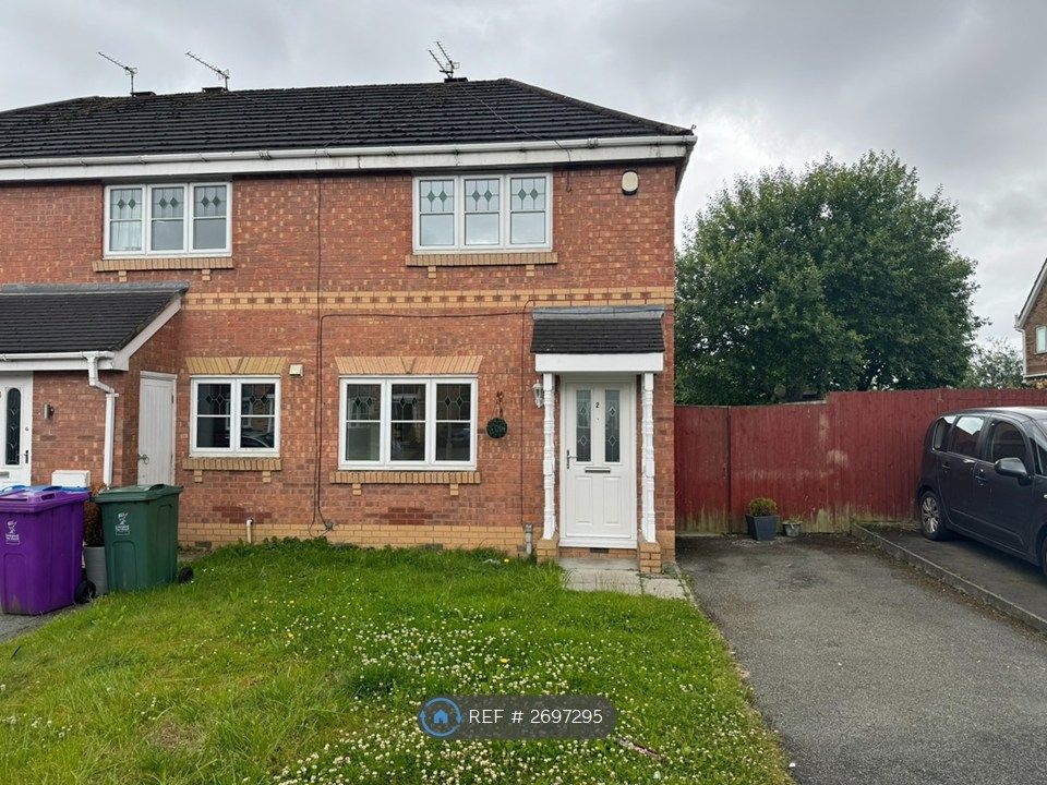 Property photo 2 of 16 Front Garden