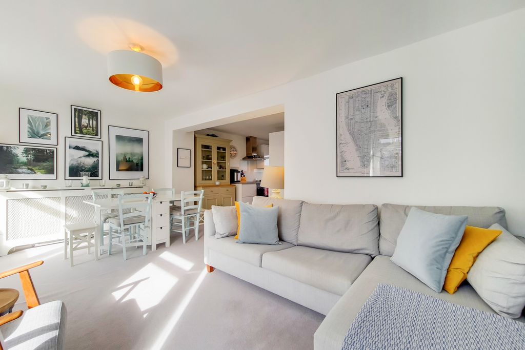 Property photo 1 of 13 5_Reception-1