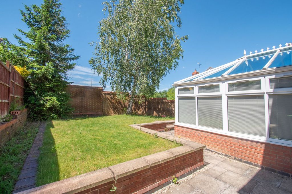 Property photo 3 of 17