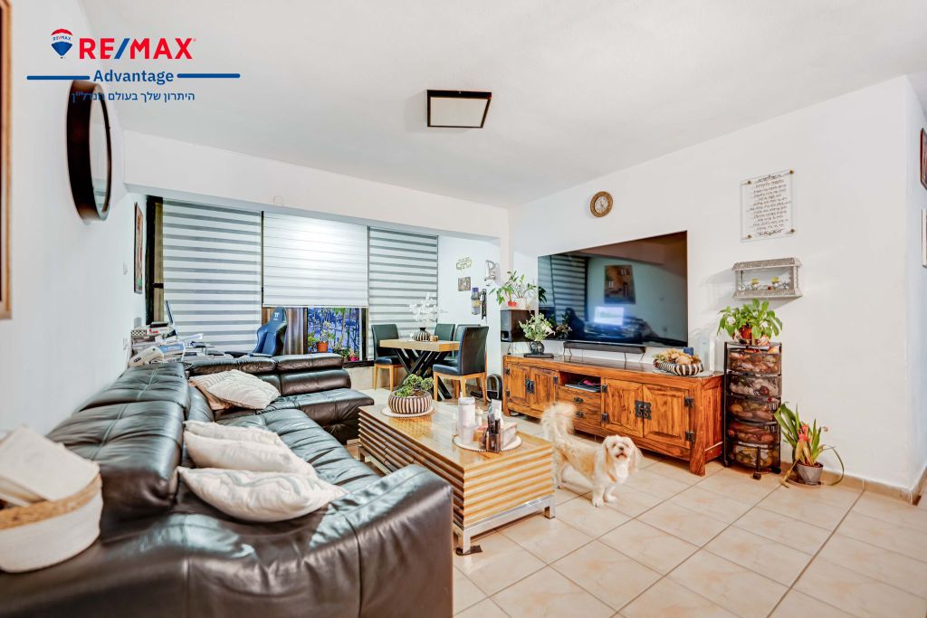 Property photo 3 of 10