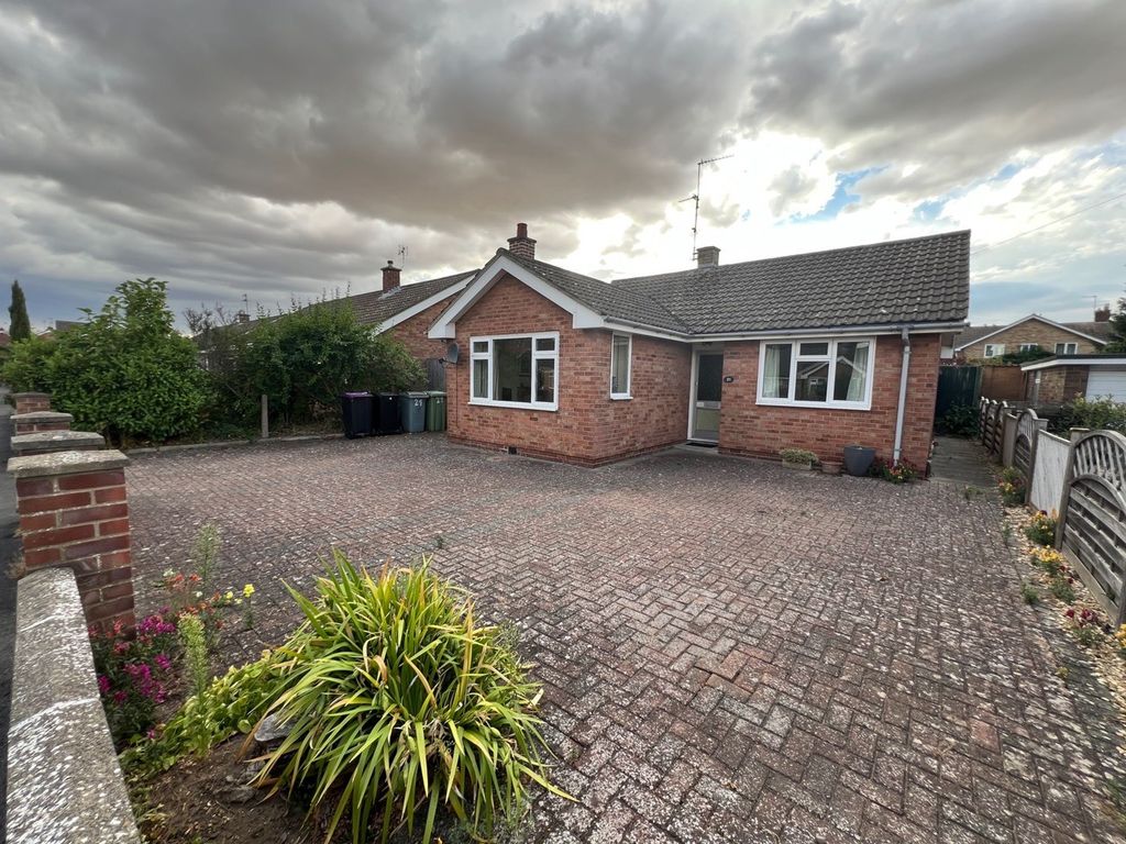 Property photo 1 of 12 Front