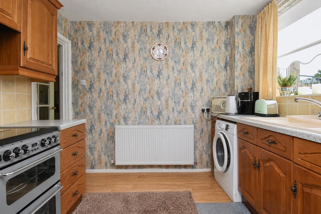 Property photo 3 of 20 51Ae3c31-c5F7-48Ac-B364-752Ea73Dbf82.Png