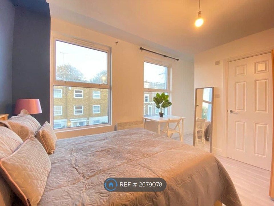 Property photo 2 of 3