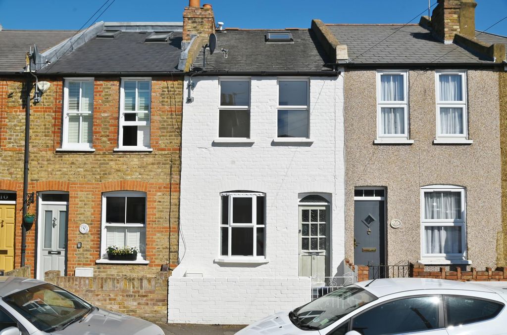 Property photo 1 of 13