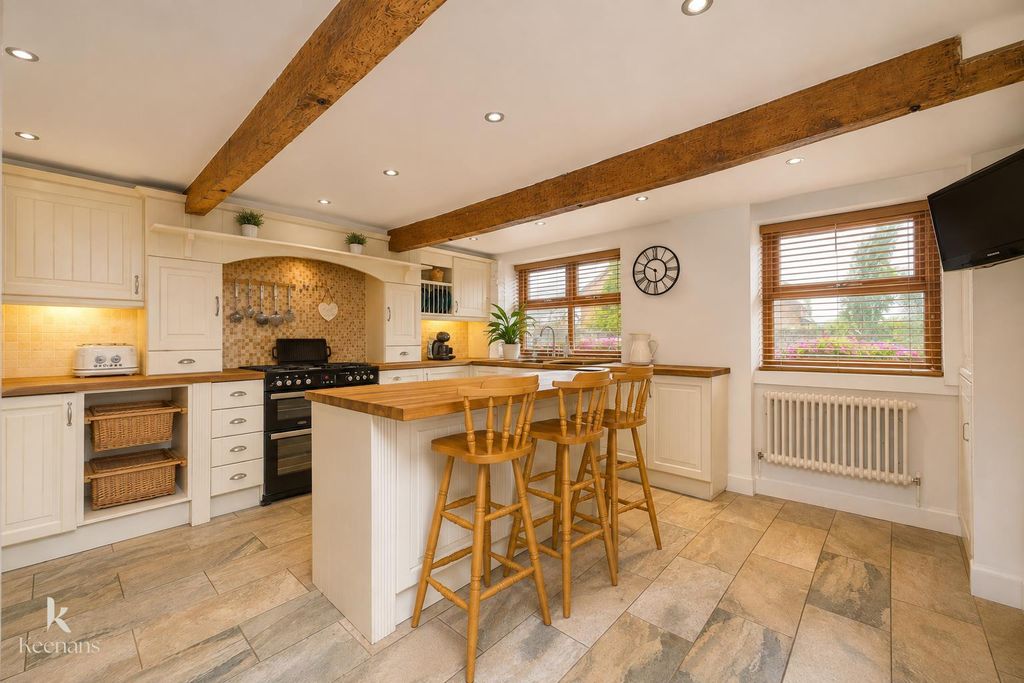 Property photo 3 of 60 3.Jpg