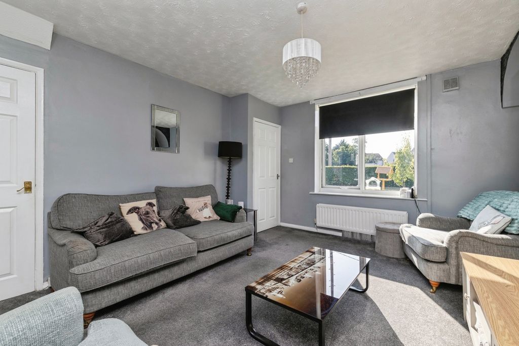 Property photo 3 of 19 Pbox-Img.Jpg