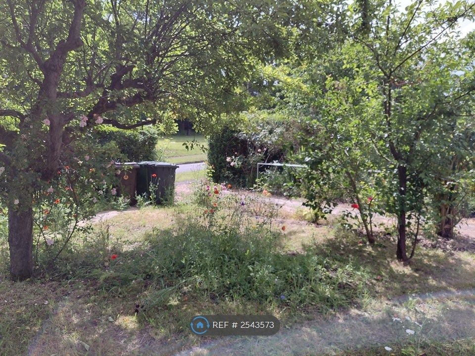 Property photo 2 of 6