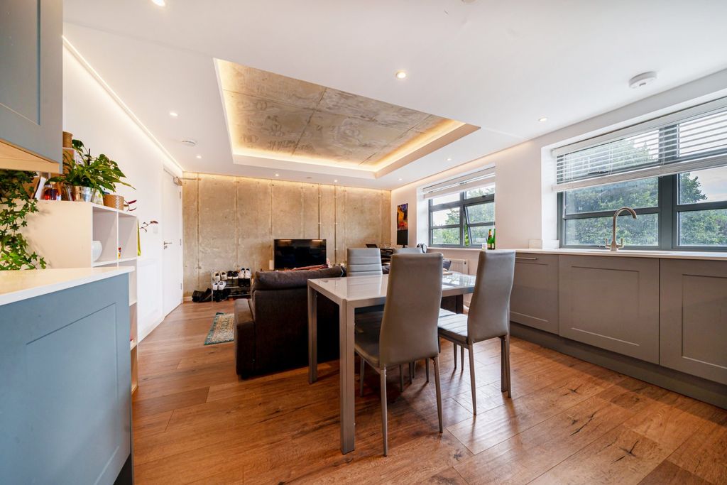 Property photo 3 of 5 Picture No. 02