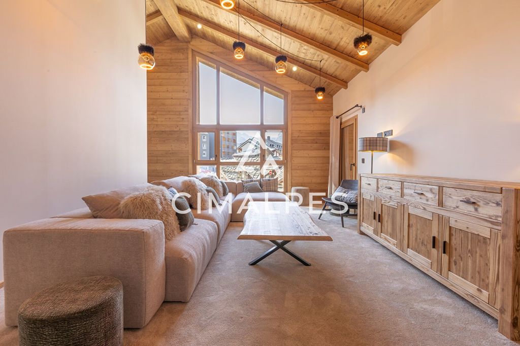 Property photo 1 of 14 Detached 6-Bedroom Chalet - New Construction