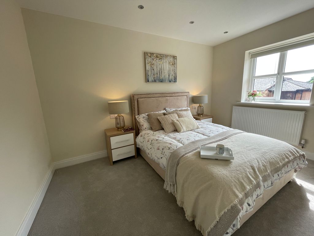 Property photo 2 of 18 Gallery