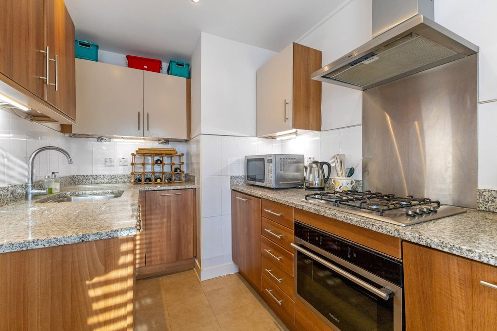 Property photo 3 of 8 Picture No. 08