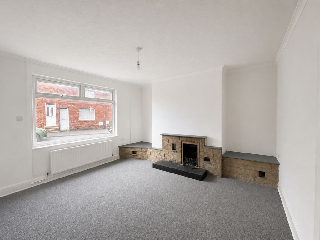 Property photo 2 of 9 822781E3-E086-4B71-A146-Feeefaacec75 (1)