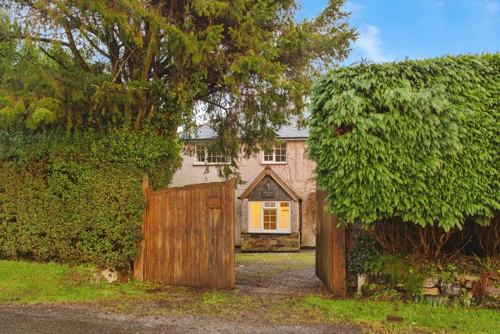 Property photo 2 of 27 Pbox-Img.Jpg