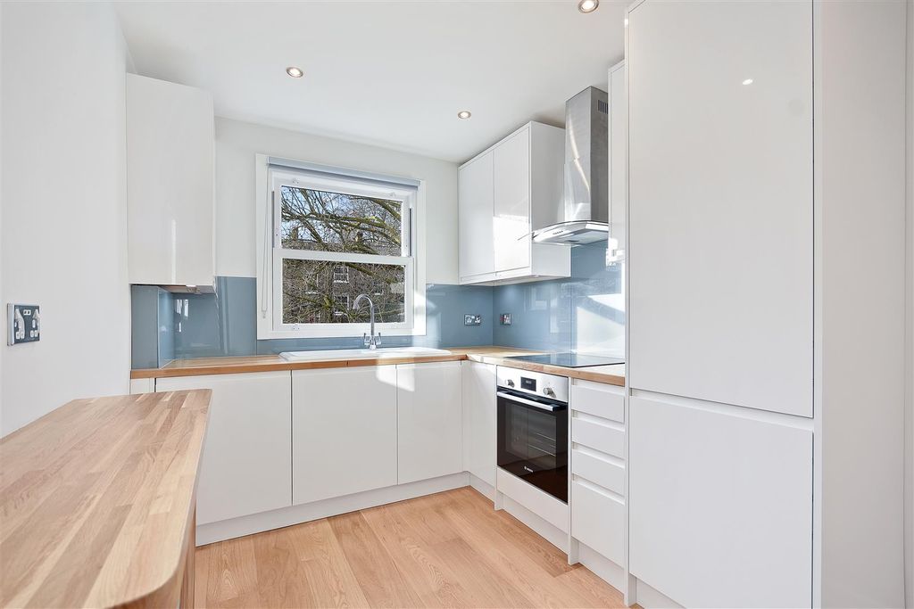Property photo 1 of 12 Fbl - Applegarth Road - Kitchenb2.Jpg
