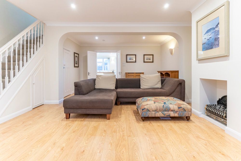 Property photo 3 of 21