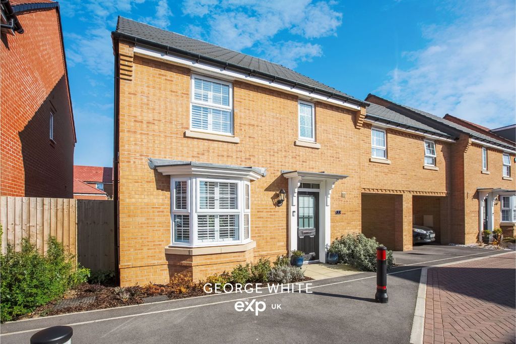 Property photo 1 of 24