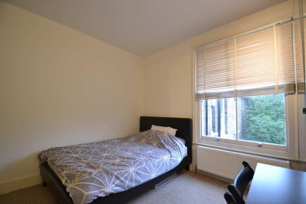 Property photo 3 of 4