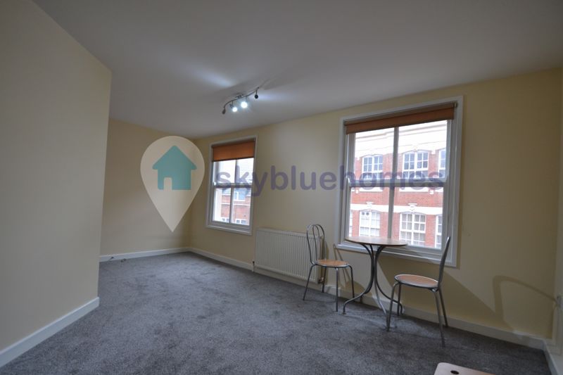 Property photo 2 of 6 Photo 11