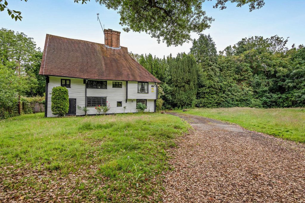 Property photo 1 of 17 House