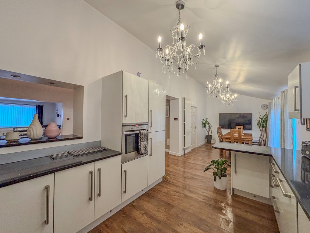 Additional image 10 of 4 bed semi-detached house to rentLawsondale Terrace, Westhill AB32