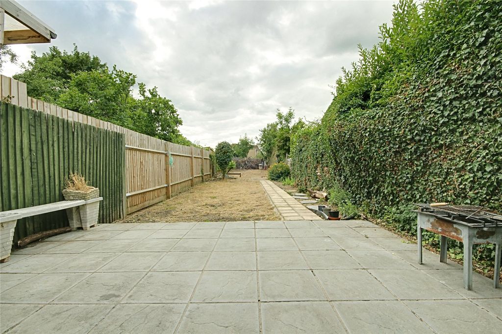 Property photo 1 of 12 Picture No. 16