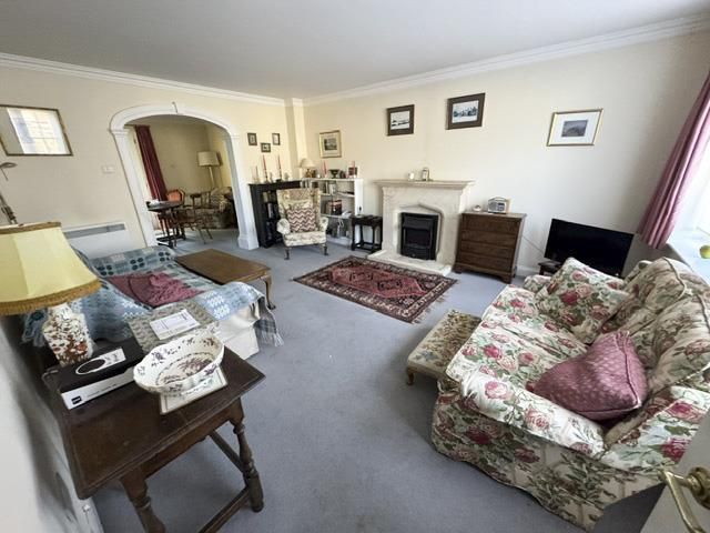 Property photo 3 of 14 Drawing Room